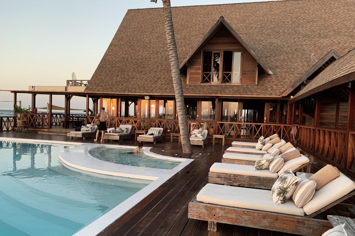 Grand Azure Hotel
